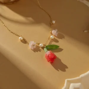 Tulip Pearl Necklace